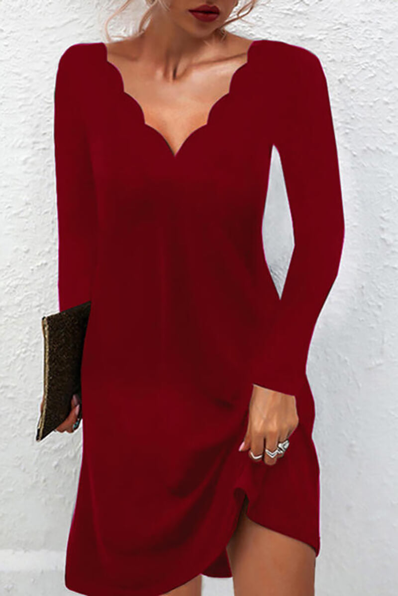 Dina - Vestido de manga larga con cuello en V y borde festoneado