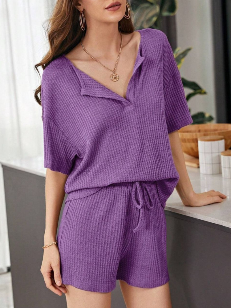 Yumi - Conjunto informal y chic de top de manga corta y pantalones cortos holgados de punto